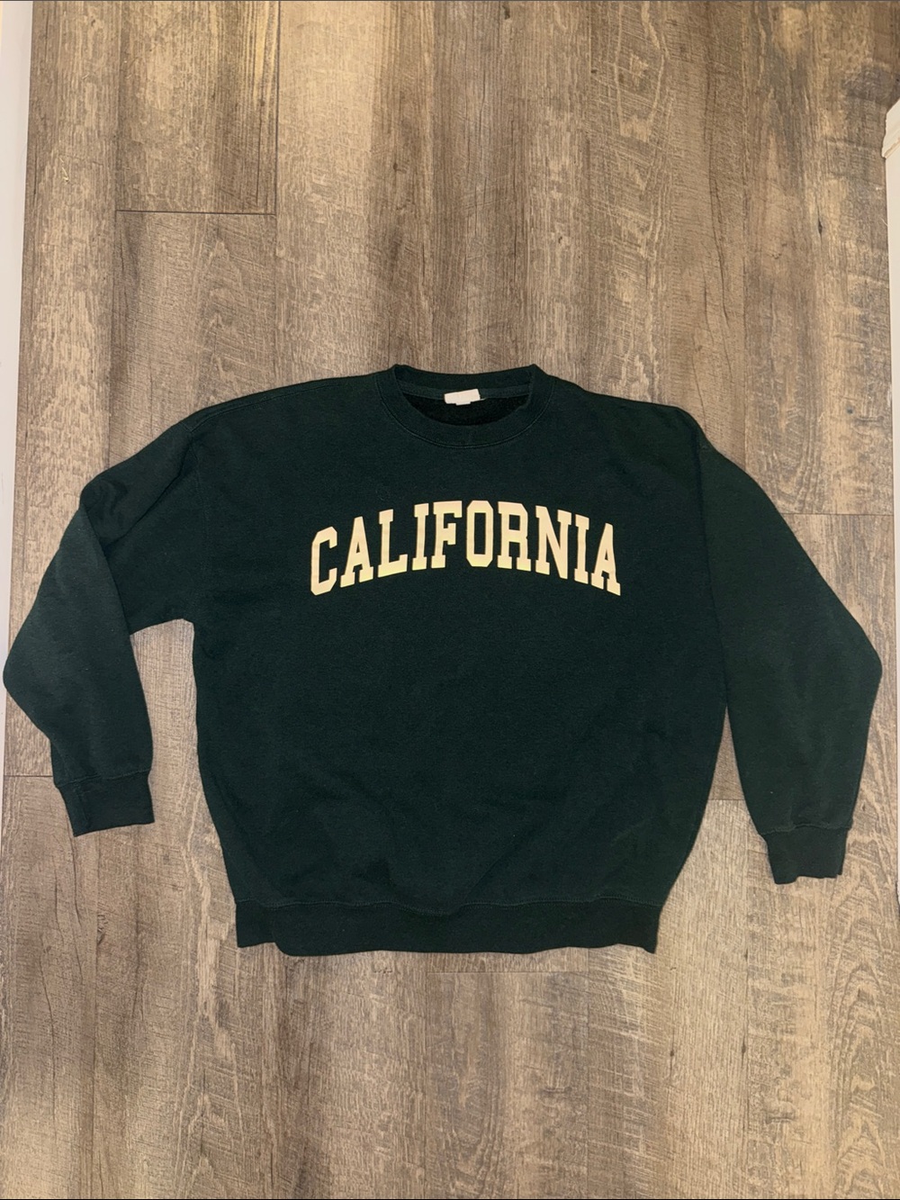 Green California Crewneck Sweatshirt - Classic Pullover